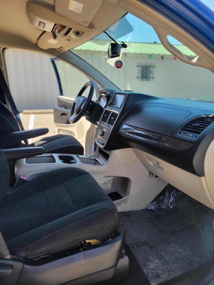 Dodge Grand Caravan Crew 2011