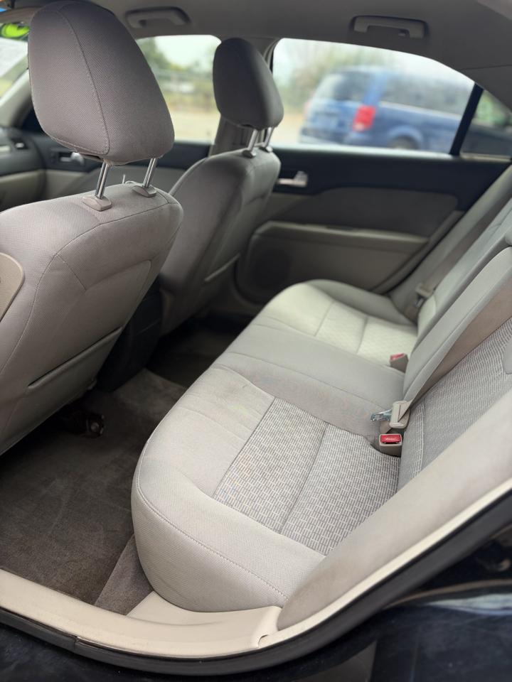 Ford Fusion SE 2010