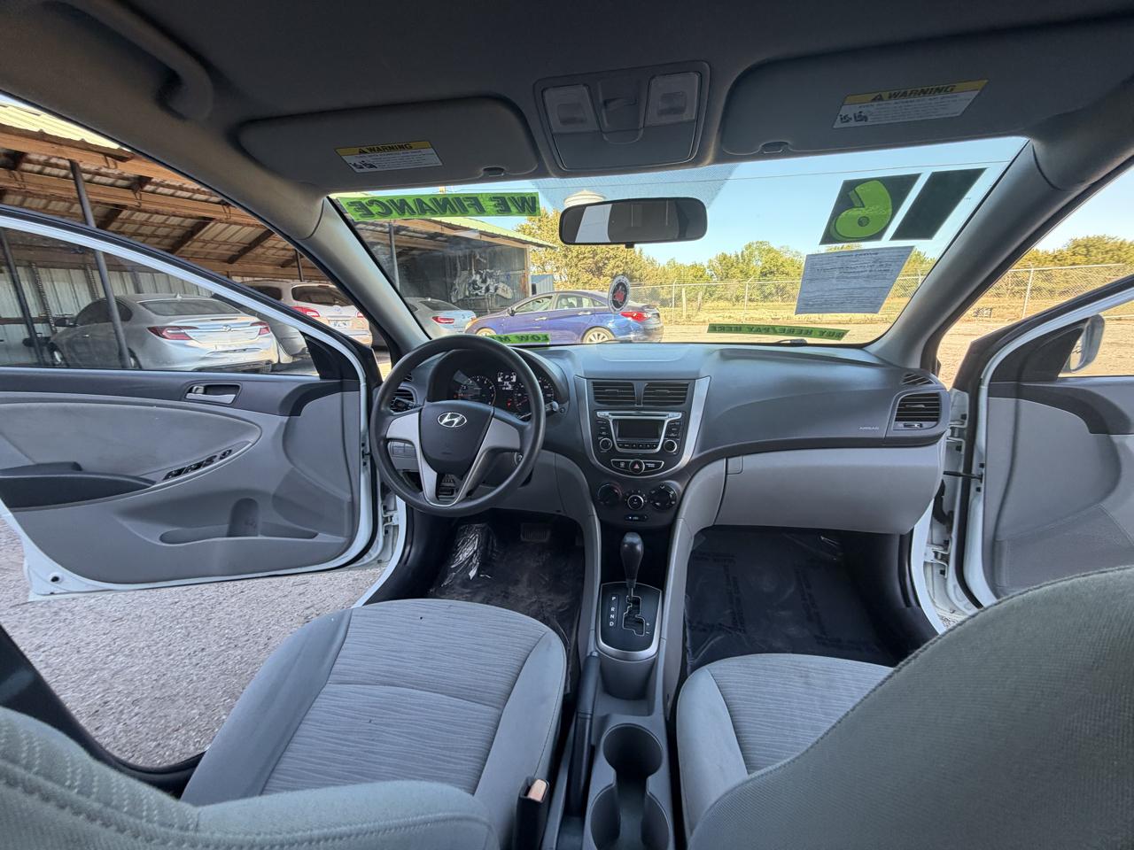 Hyundai Accent SE 4-Door 6A 2016