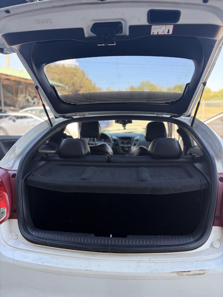 Hyundai Veloster Base 2013