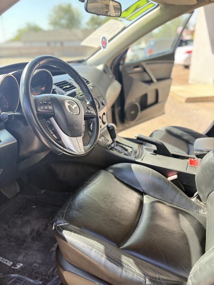 Mazda MAZDA3 s Grand Touring 4-Door 2012