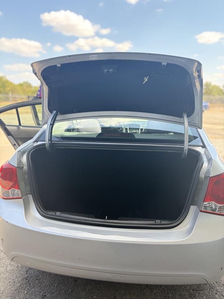 Chevrolet Cruze 1LT 2012