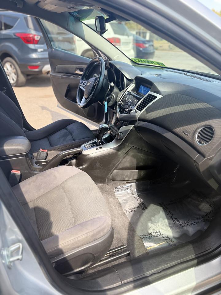 Chevrolet Cruze 1LT 2012