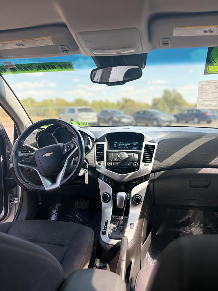 Chevrolet Cruze 1LT 2012