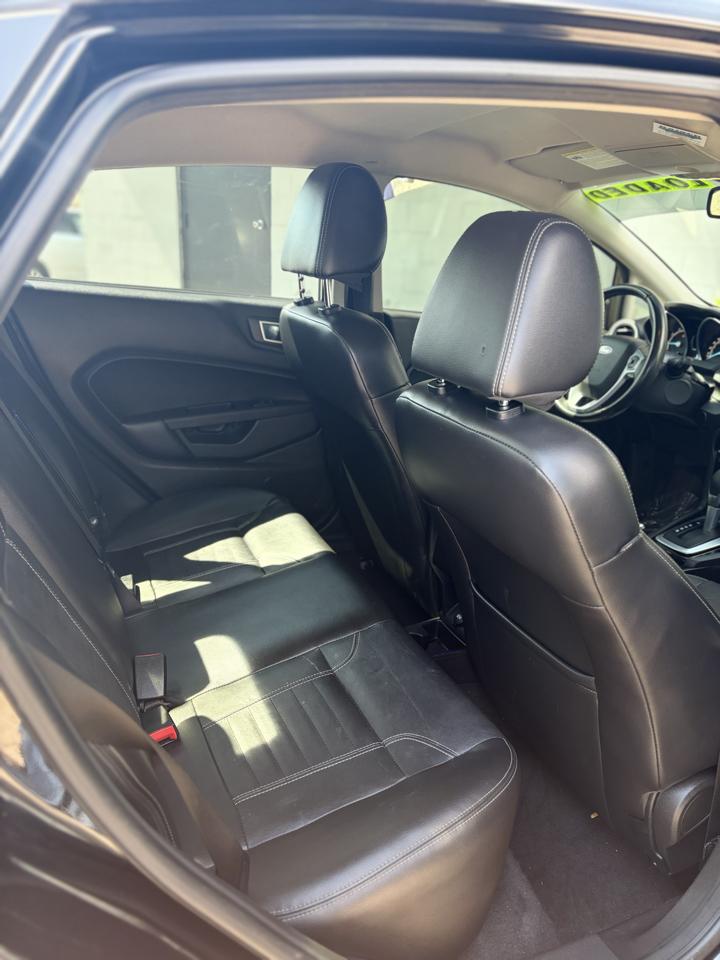 Ford Fiesta Titanium Sedan 2014