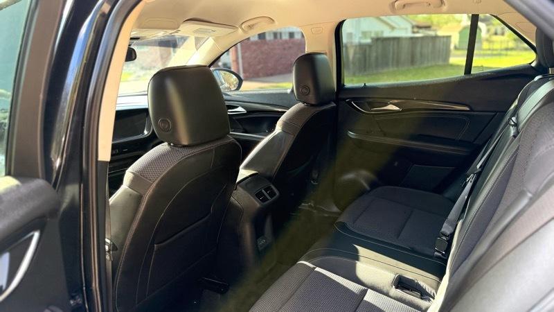 Buick Envision Preferred 2023