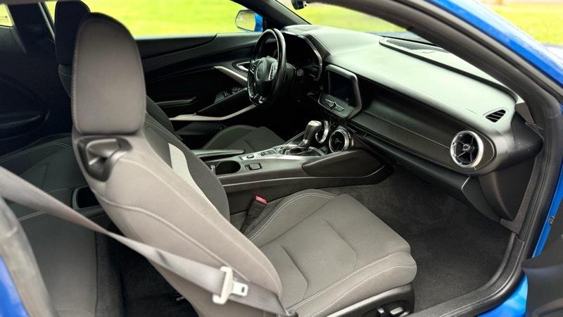 Chevrolet Camaro 1LT Coupe 8A 2018
