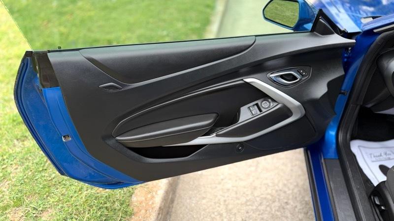Chevrolet Camaro 1LT Coupe 8A 2018