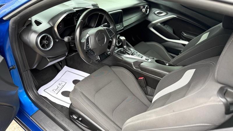 Chevrolet Camaro 1LT Coupe 8A 2018
