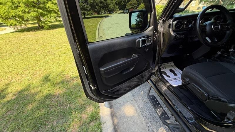 Jeep Gladiator Sport 2021