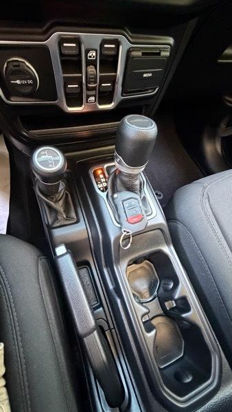 Jeep Gladiator Sport 2021