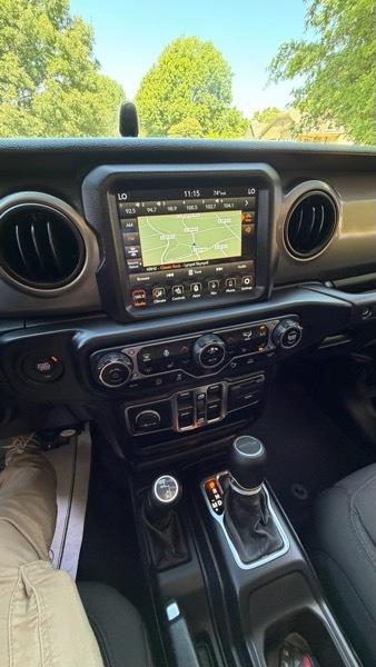 Jeep Gladiator Sport 2021