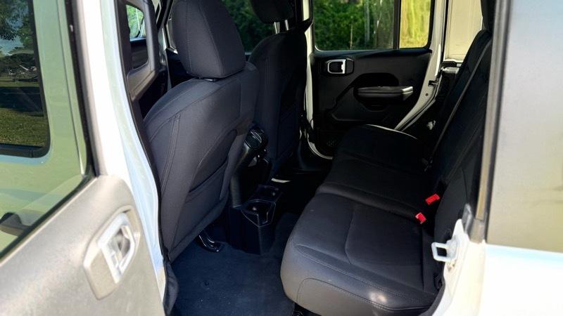Jeep Wrangler Unlimited Sport 2018