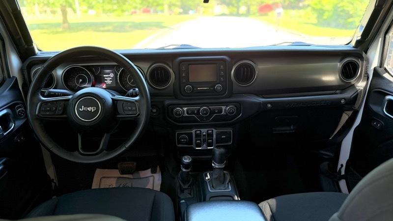 Jeep Wrangler Unlimited Sport 2018