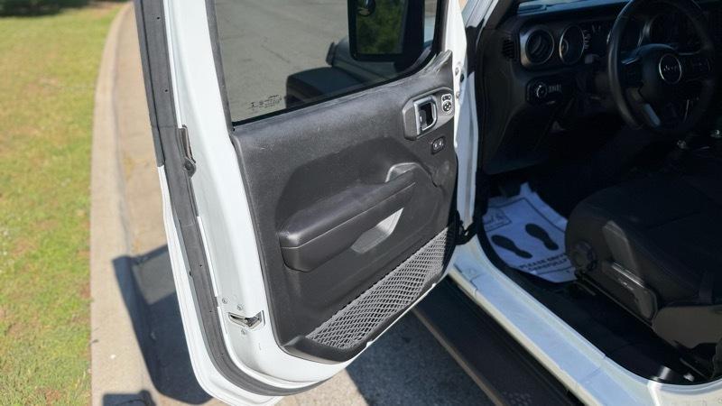 Jeep Wrangler Unlimited Sport 2018