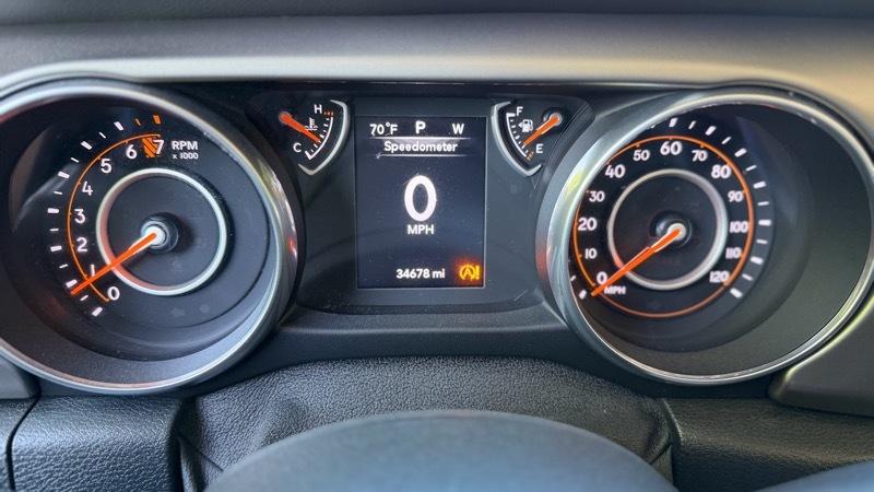 Jeep Wrangler Unlimited Sport 2018