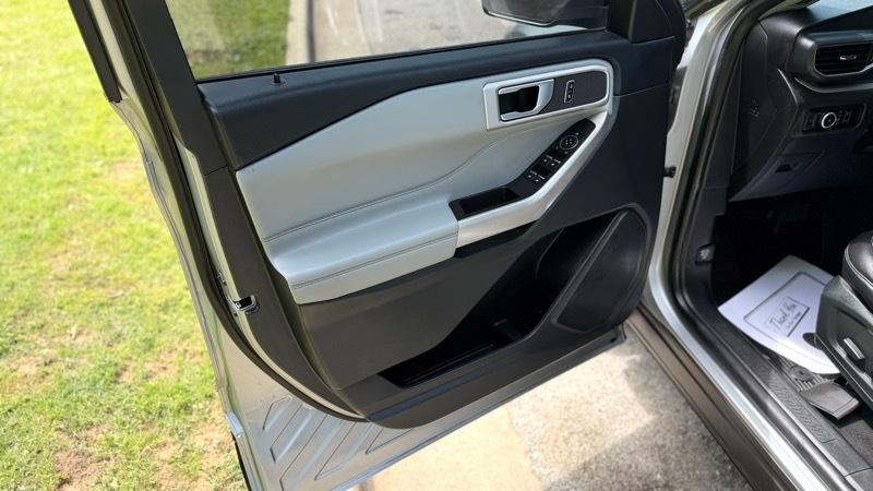 Ford Explorer AWD 4dr XLT 2023