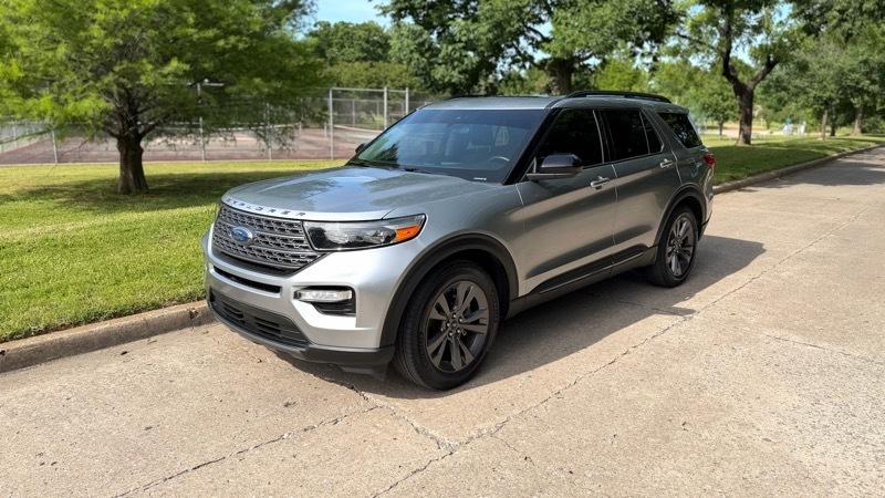 Ford Explorer XLT 2023