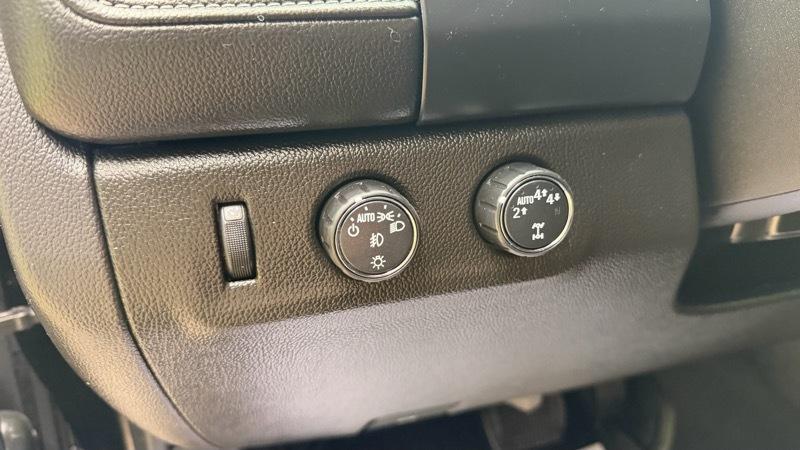 GMC Canyon Elevation Crew Cab 4WD 2022