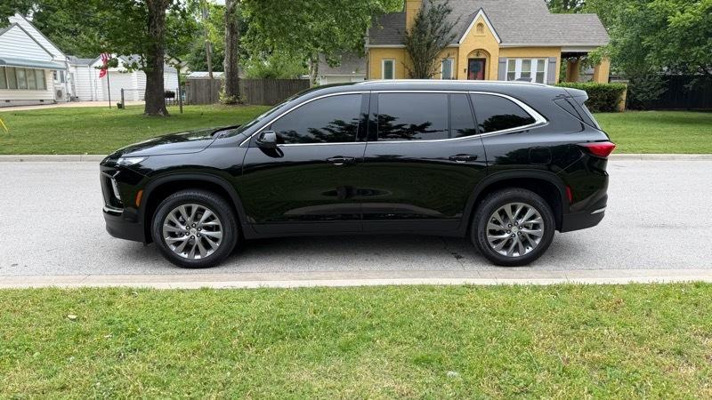 Buick Enclave Preferred FWD 2025