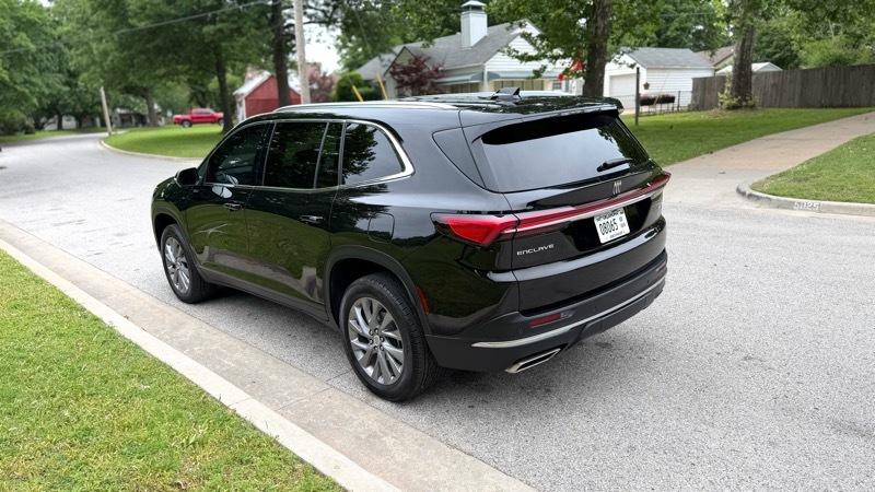 Buick Enclave Preferred FWD 2025