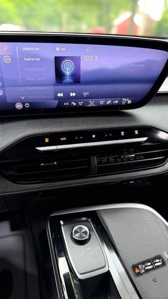 Buick Enclave Preferred FWD 2025