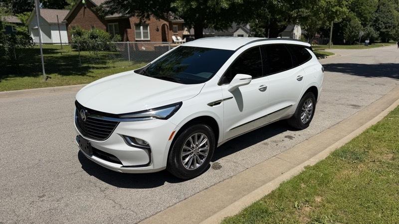 Buick Enclave Essence FWD 2023