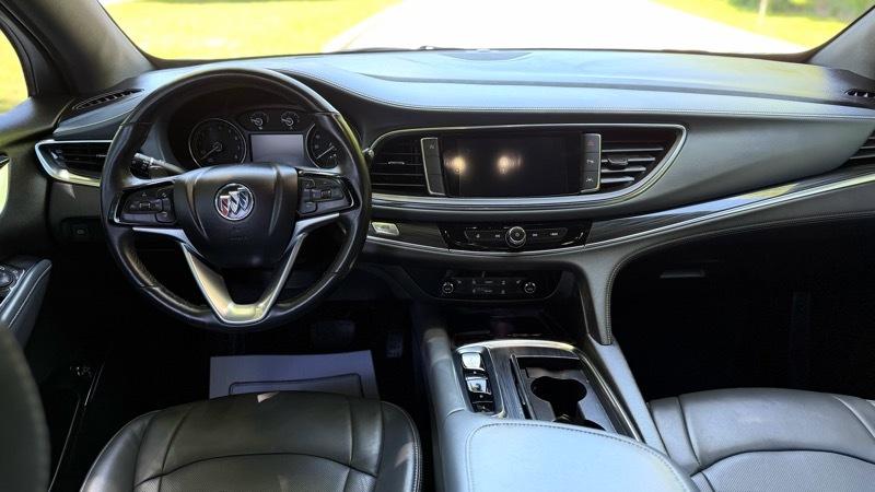 Buick Enclave Essence FWD 2023