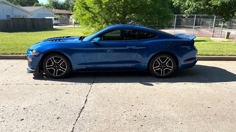 Ford Mustang EcoBoost Coupe 2018