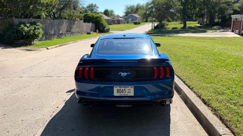 Ford Mustang EcoBoost Coupe 2018