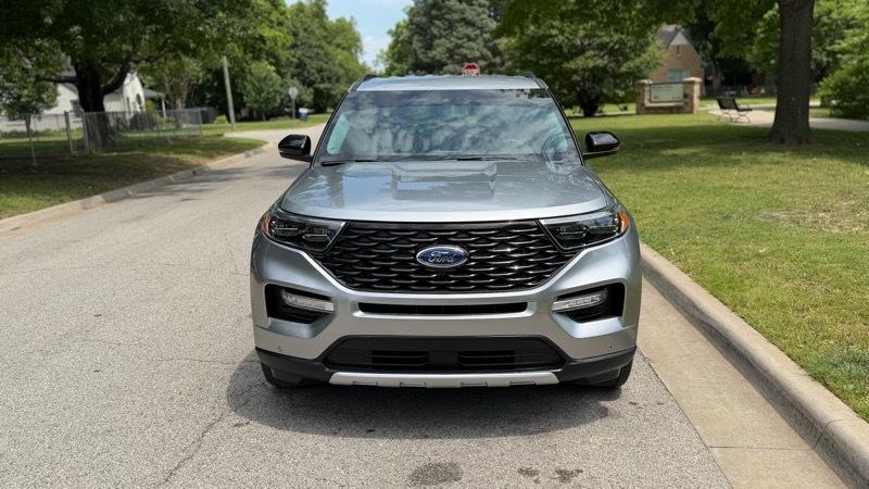 Ford Explorer 4dr 114" WB 4.0L XLT Sport 4WD 2023
