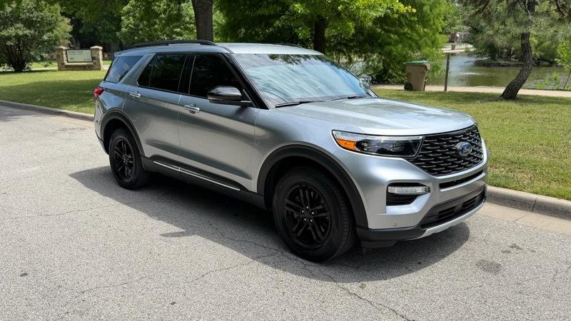 Ford Explorer 4dr 114" WB 4.0L XLT Sport 4WD 2023
