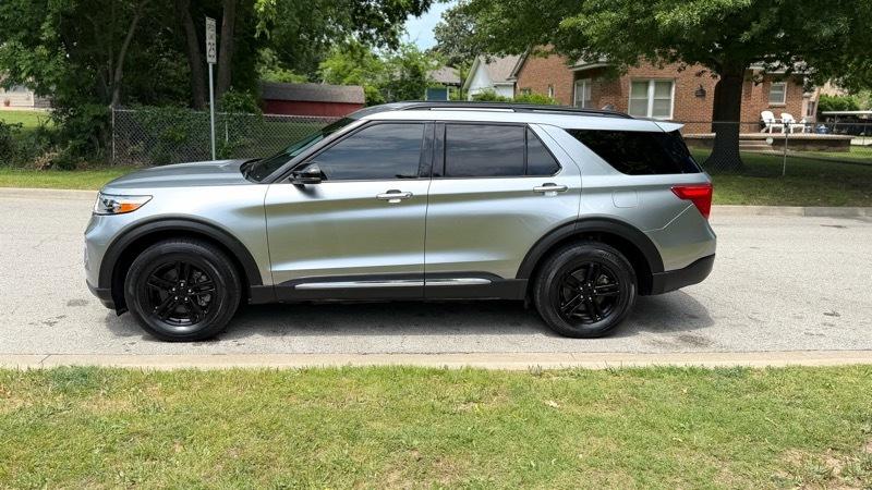 Ford Explorer 4dr 114" WB 4.0L XLT Sport 4WD 2023
