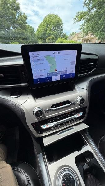 Ford Explorer 4dr 114" WB 4.0L XLT Sport 4WD 2023