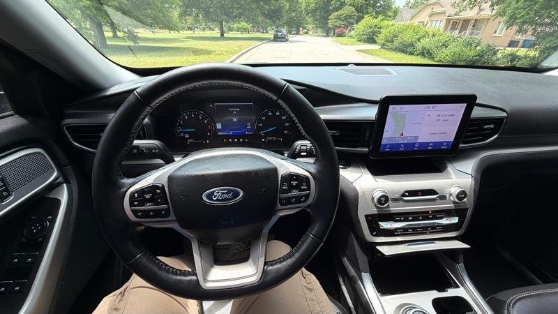 Ford Explorer 4dr 114" WB 4.0L XLT Sport 4WD 2023