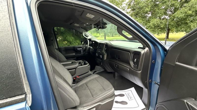 Chevrolet Silverado 2500HD Custom Crew Cab Short Box 4WD 2024
