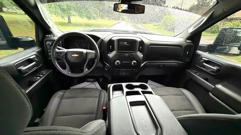 Chevrolet Silverado 2500HD Custom Crew Cab Short Box 4WD 2024