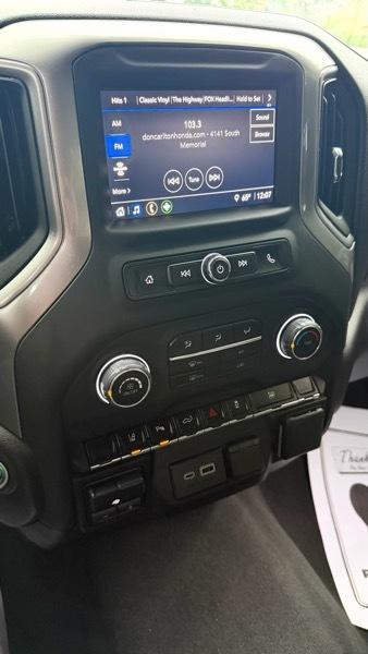 Chevrolet Silverado 2500HD Custom Crew Cab Short Box 4WD 2024