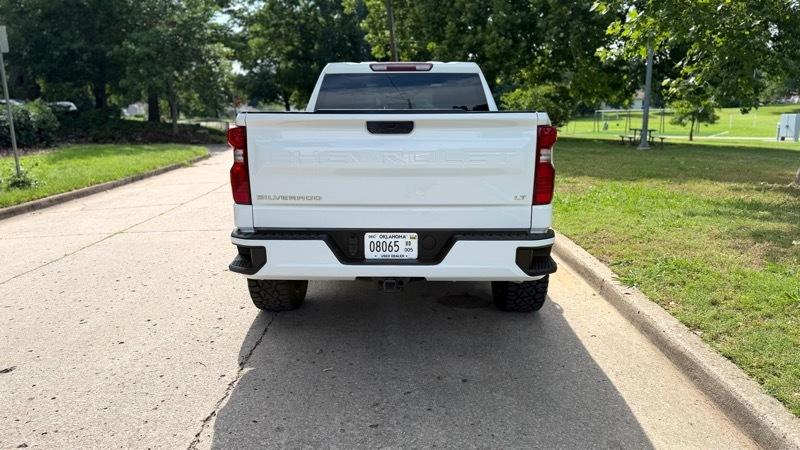 Chevrolet Silverado 1500 2LT Crew Cab 4WD 2023