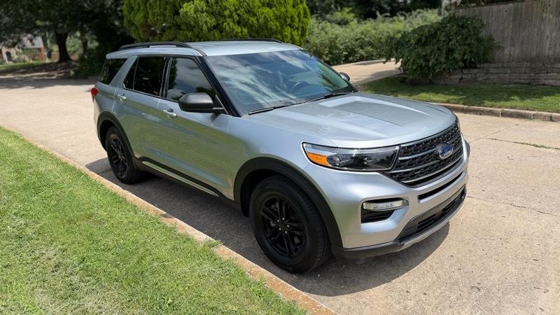 Ford Explorer XLT 2023