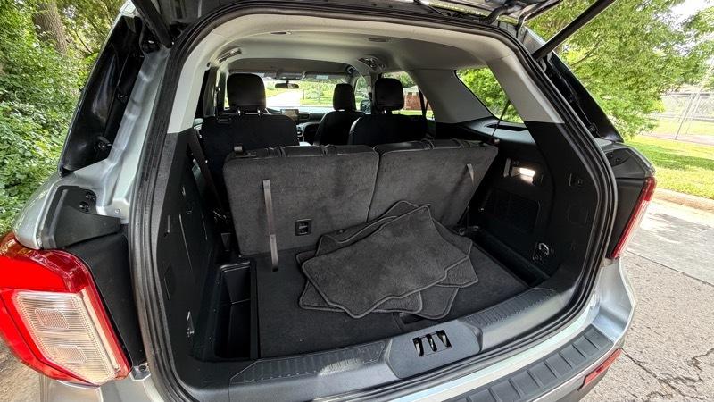 Ford Explorer XLT 2023
