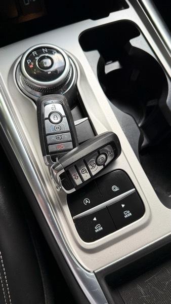 Ford Explorer XLT 2023