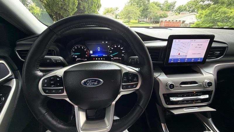 Ford Explorer XLT 2023