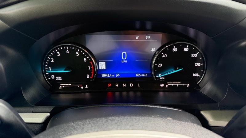 Ford Explorer XLT 2023
