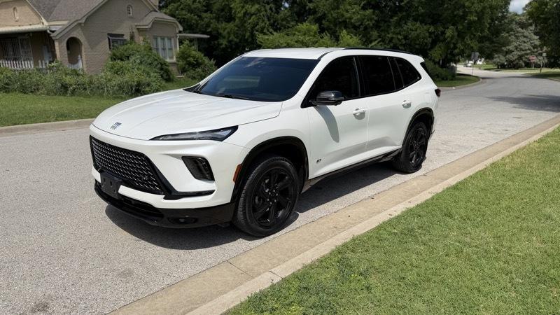 Buick Enclave Sport Touring FWD 2025