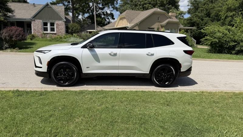 Buick Enclave Sport Touring FWD 2025
