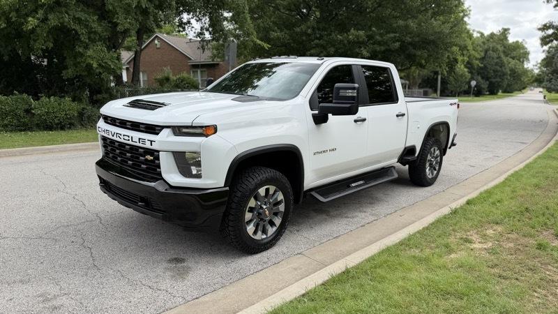 Chevrolet Silverado 2500HD Custom Crew Cab Short Box 4WD 2023