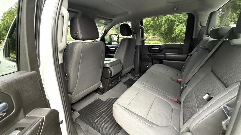 Chevrolet Silverado 2500HD Custom Crew Cab Short Box 4WD 2023