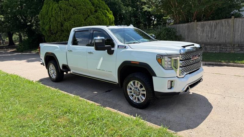 GMC Sierra 2500HD Denali Crew Cab 4WD SB 2023