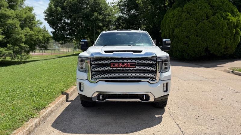 GMC Sierra 2500HD Denali Crew Cab 4WD SB 2023